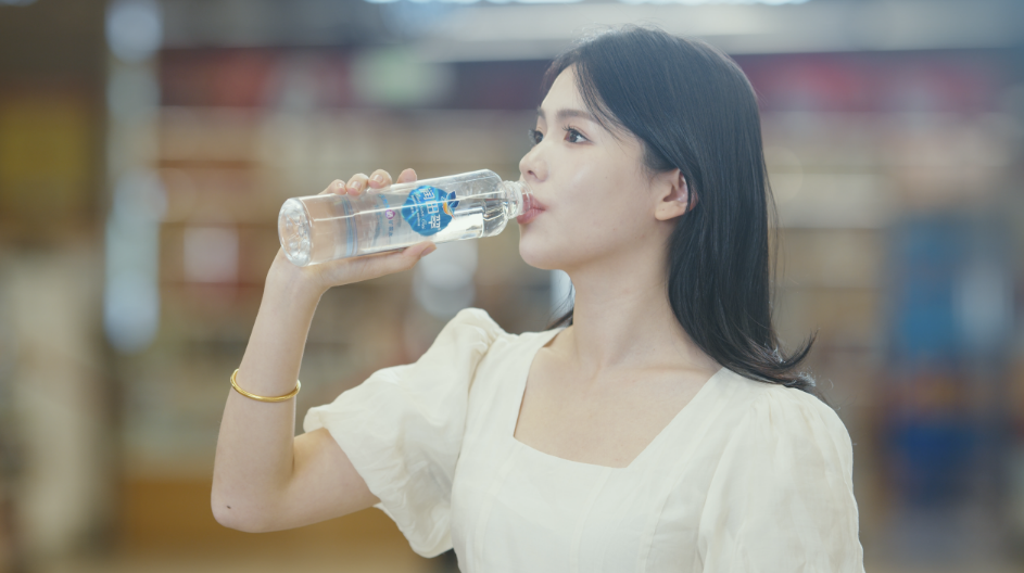 权威认证｜润田翠天然含硒矿泉水 连续三年全国销量第一