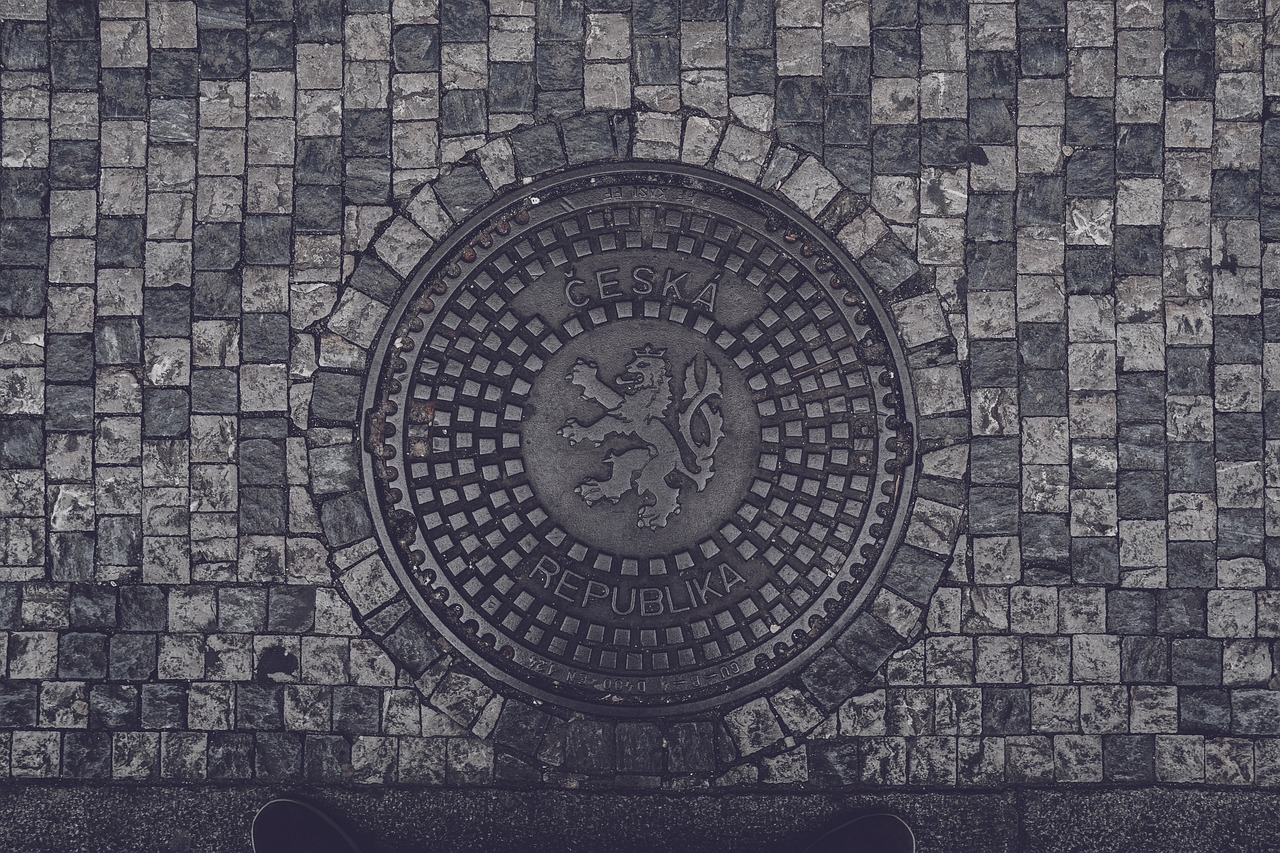 logo-4075070_1280